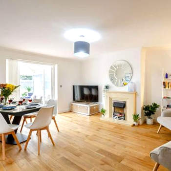 4 Bed in Llandudno 89703