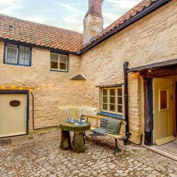 4 Bed in Dunster 90504