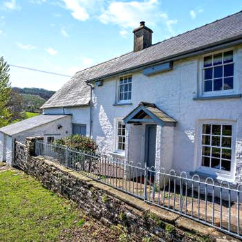3 Bed in Llanover 91241