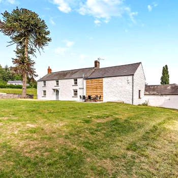 3 Bed in Llanover 91240