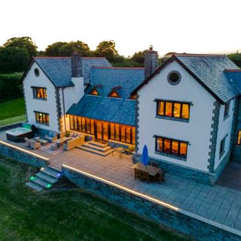 6 Bed in Clovelly 1.5mls S 91361