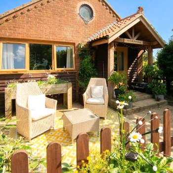 1 Bed in Horningtoft 91344