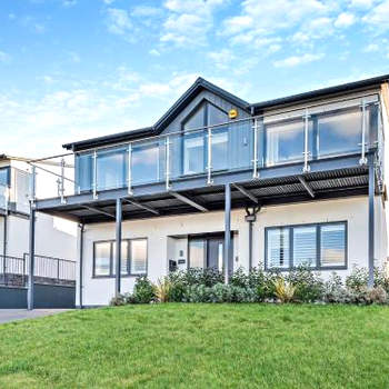 4 Bed in Appledore 92017