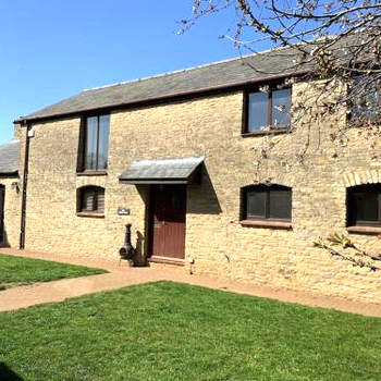 Stunning Barn Conversion in Heart of the Cotswolds
