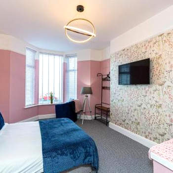 Brand New Beachfront Apartment 3 Bedrooms Sleeps 7