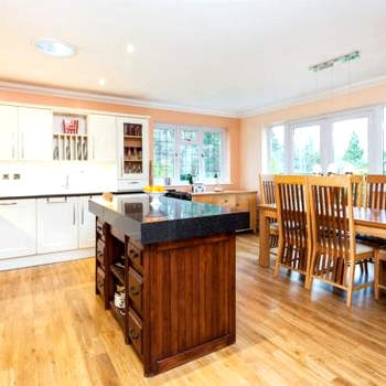 Modern & spacious Bungalow ideal for peace of mind