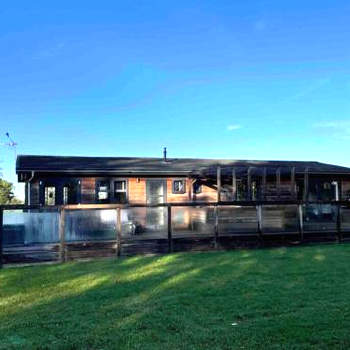 Lush Lodge