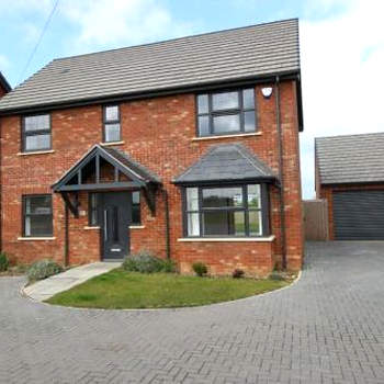 35A Sandy Road ideal for families, contractors and weekend stays