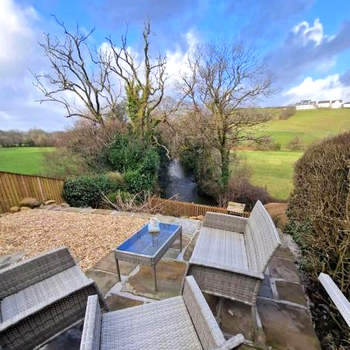 Riverbank Cottage, Dog Friendly. Swansea, Llanelli