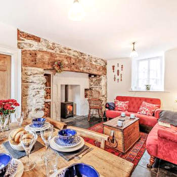 3 Bed in Dolgellau 93260