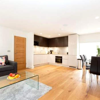 Fitzrovia & Soho London - CityApartmentStay