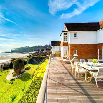 5 Bed in Seaview 93445