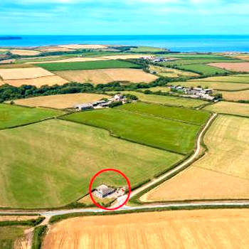 Coastal Bungalow Near Marloes with Log Burner and Garden