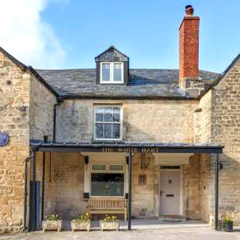 A Newly Renovated 17th Century Former Public House