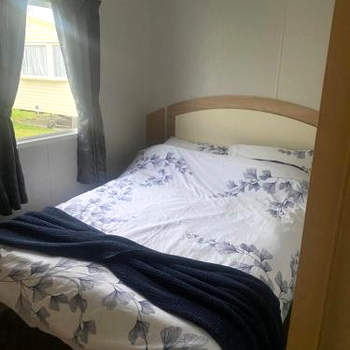 Lovely 8 berth caravan on Presthaven Beach Resort