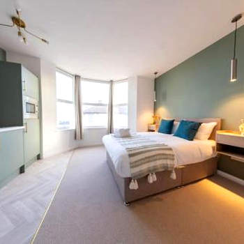 Seaside Pano Apartment #7 with Seaview at Bowles Aparthotel by Yoko Property