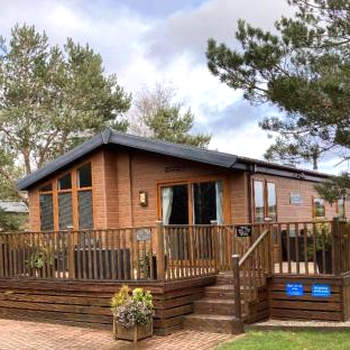Forget Me Not Lodge with hot tub