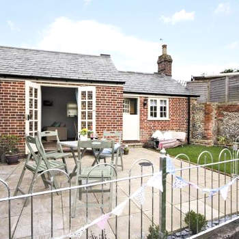 Shrimp Cottage - E5415