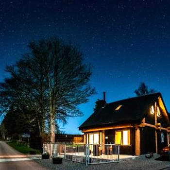 Rowanlea Lodge With Hot Tub