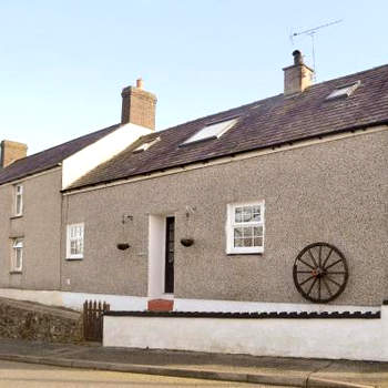 Hen Efail