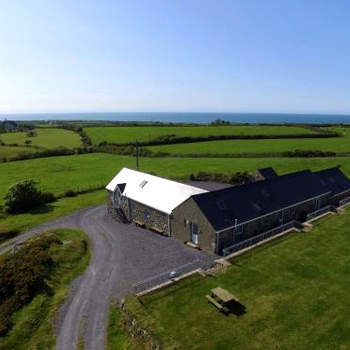Bythynnod Lleuddad Cottages