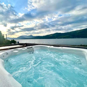 Glenachulish Bay with Hot Tub