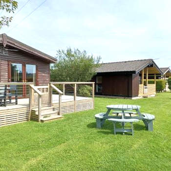 Green View Lodges