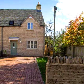 Jubilee Mews