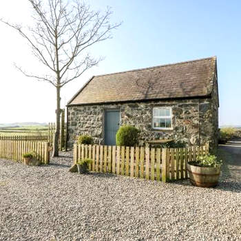 Bwthyn Celyn Holly Cottage
