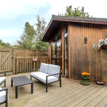Little Gem Lodge