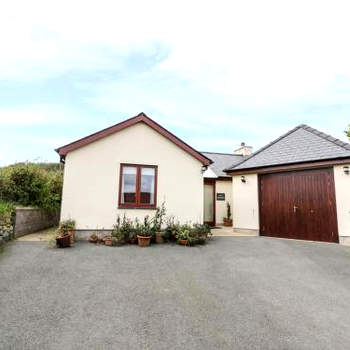 Manaros Cottage