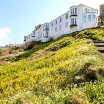Sennen Heights