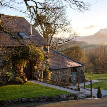 Cyffdy Cottage - Tegid