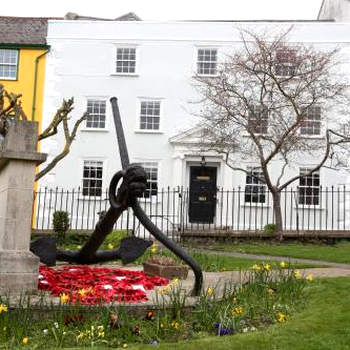 Monmouth House Apartments