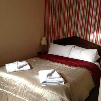 Ambrose Hotel