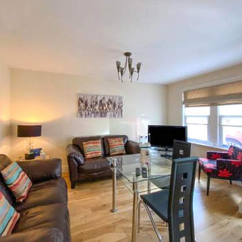 Largs Brisbane Cottage