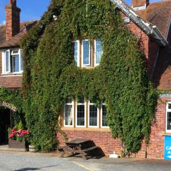 Halfway House Inn Country Lodge