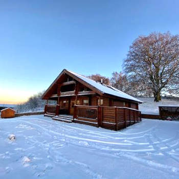Pine Lodge
