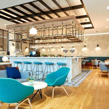 Courtyard by Marriott Luton Airport