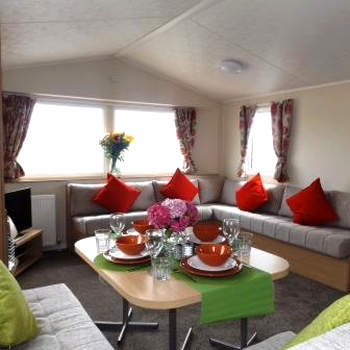 Caravan by the sea Trecco Bay