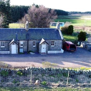 Mauldslie Hill Cottage