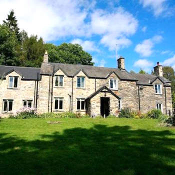 2 Tan-y-castell