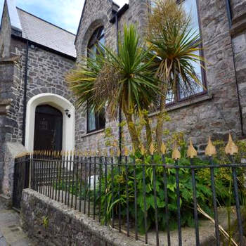 8 Torwood Gables