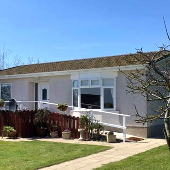 Moneydarragh Cottage with uninterrupted mountain and sea views- Hot tub available for hire