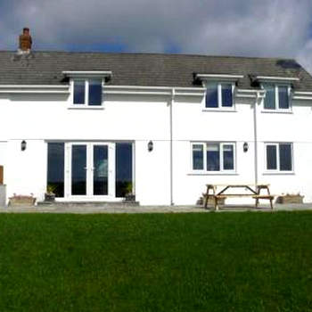 Llanelen Farm Sleeps 4