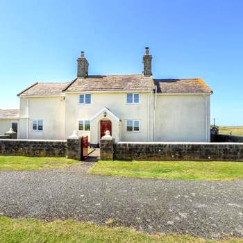 Warren Farmhouse
