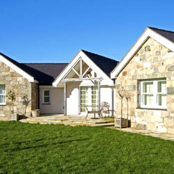 Pen y Bont Bach