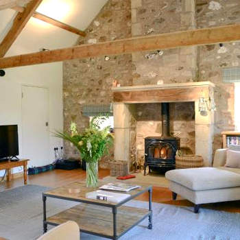 Longknowe Barn