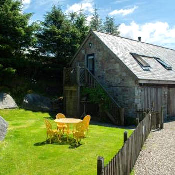 Dartmoor Barn on North Hessary Tor