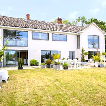 Shutts House Garden Apartment